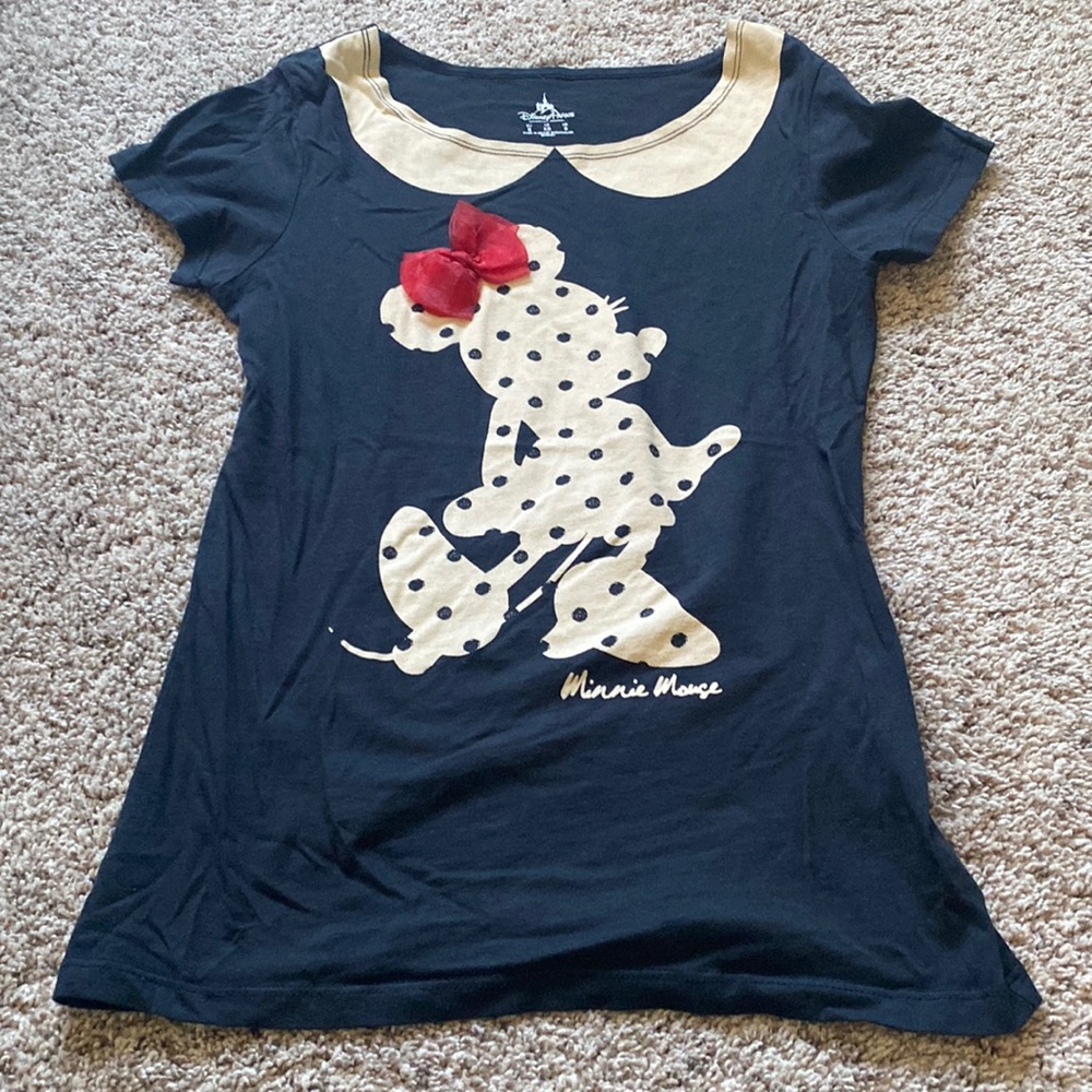Minnie mouse disney parks exclusive tshirt